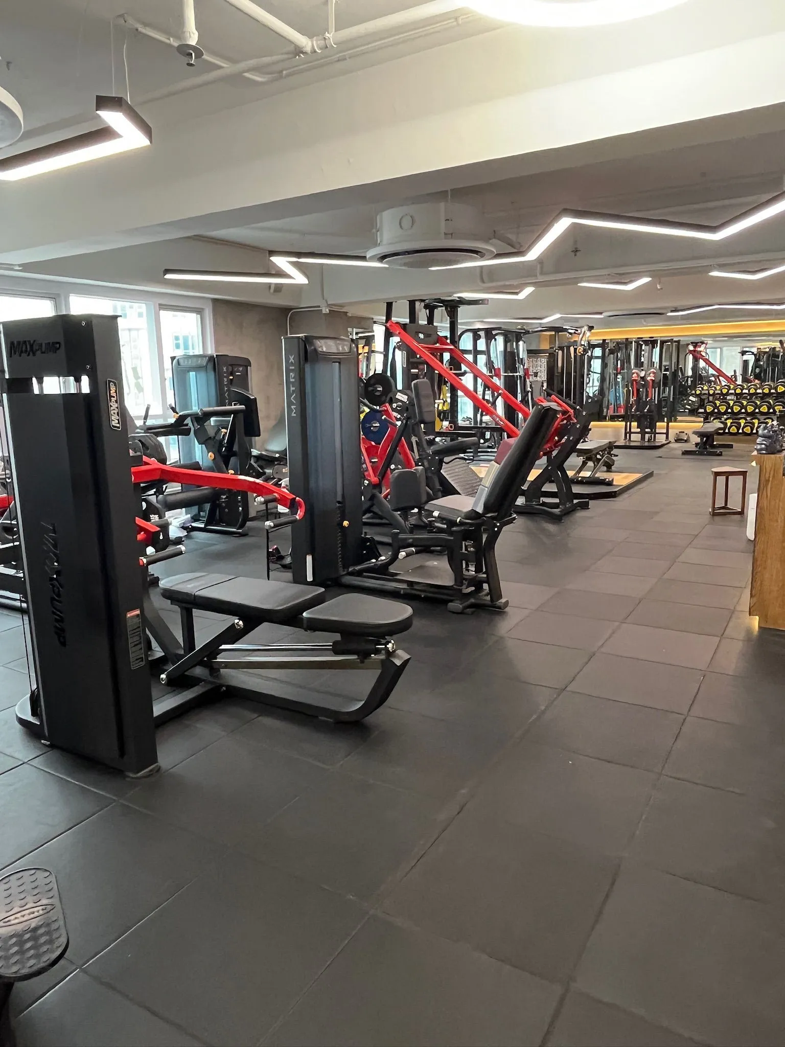 Fitness Realm 銅鑼灣健身室